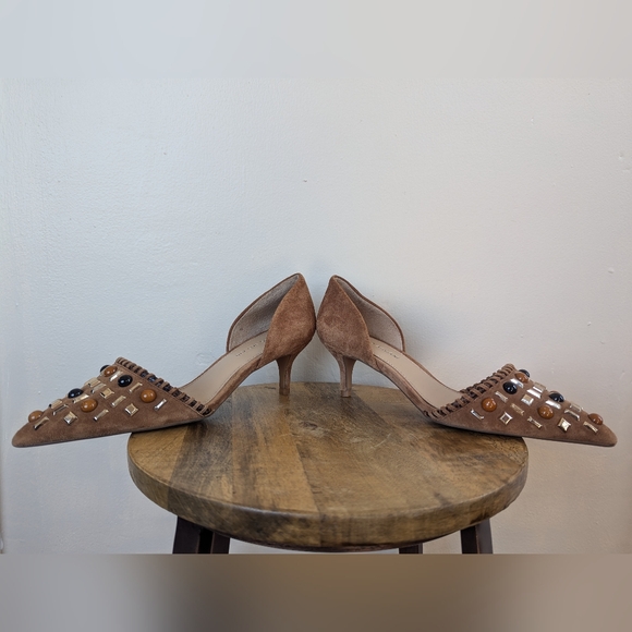 Antonio Melani Vivica Russet/Brown Beaded/Studded Suede Heels (SIZE 8) - Picture 4 of 11